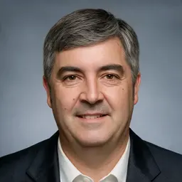 Luís Gil